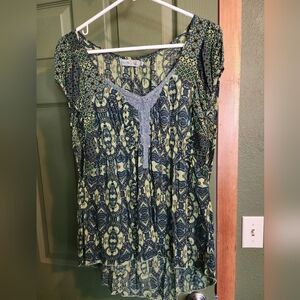 Women's Unity World wear blouse Size M